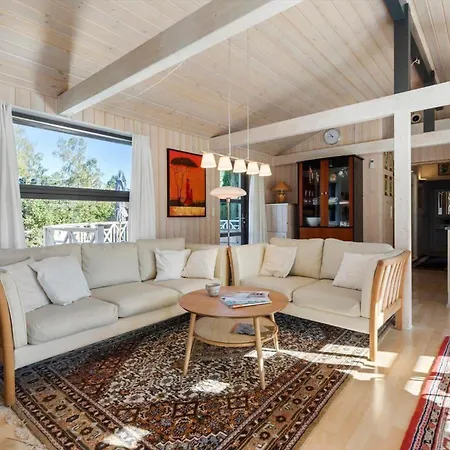 84272-knebel-lyravej-11 * Dejret