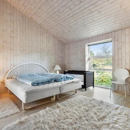 84272-knebel-lyravej-11