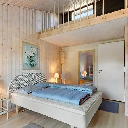 84272-knebel-lyravej-11 Ferienhaus *